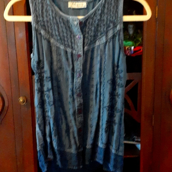 Advance apparels blue embroidered top, size M - Picture 1 of 4
